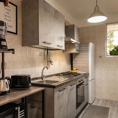 Good Vibes מונדלו